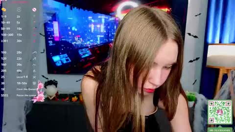 Holly Molly Im Polly online show from November 22, 2025, 7:02 pm