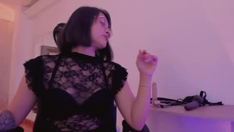 Annara Lein online show from October 24, 2025, 3:47 am