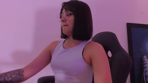 Annara Lein online show from November 20, 2025, 3:39 am