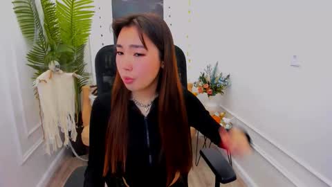 Snapshot of annareyli chatting on October 23, 2025, 4:56 am Anna online show from October 23, 2025, 4:56 am