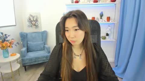 Snapshot of annareyli chatting on October 26, 2025, 11:27 am Anna online show from October 26, 2025, 11:27 am