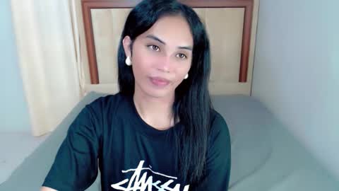 SWEET ANNE online show from November 14, 2025, 9:19 am