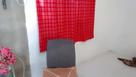 SWEET ANNE online show from November 19, 2025, 10:32 pm