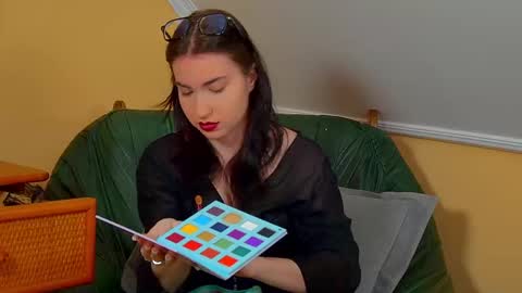 Anne online show from October 28, 2025, 7:01 am