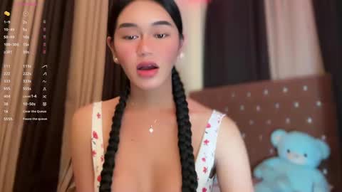 Kim online show from February 19, 2025, 11:06 am