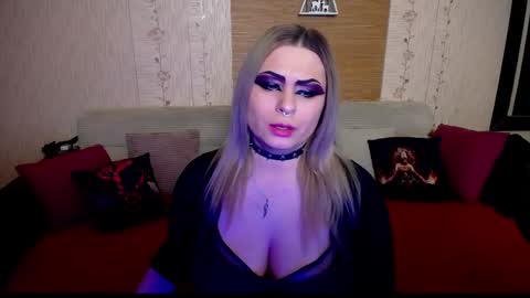 AnnessixReign online show from March 6, 2025, 4:49 pm