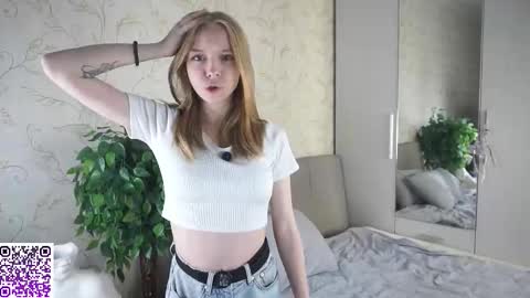 Eva online show from October 26, 2025, 6:36 pm