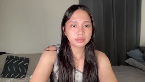 Annette 03 online show from November 14, 2025, 5:33 pm