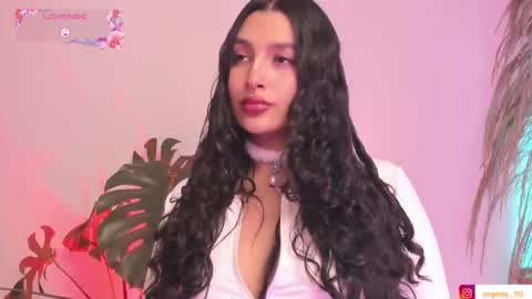 Snapshot of anngel_1 chatting on November 20, 2025, 3:45 pm Angel online show from November 20, 2025, 3:45 pm