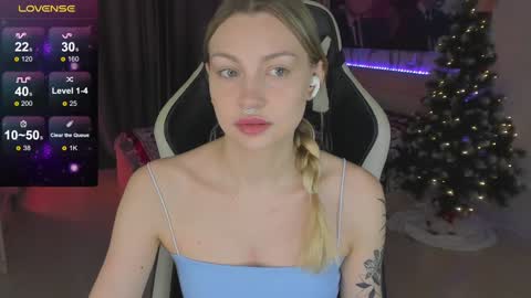 Snapshot of annie69kiss chatting on January 25, 2025, 11:55 am Annie online show from January 25, 2025, 11:55 am