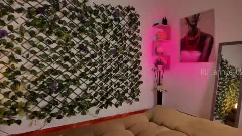 Snapshot of annie_barozzi chatting on January 11, 2025, 4:36 pm annie_barozzi online show from January 11, 2025, 4:36 pm