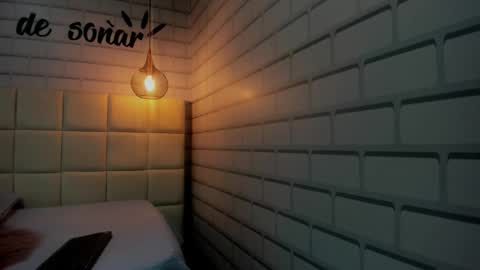 annie_cute18 online show from November 8, 2025, 10:04 am