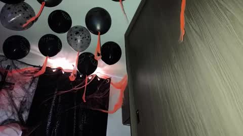 Snapshot of annie_darling_ chatting on November 1, 2025, 7:27 pm A N G E L online show from November 1, 2025, 7:27 pm