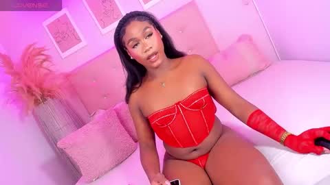 Snapshot of annie_dolce_ chatting on November 8, 2025, 11:36 pm annie_dolce_ online show from November 8, 2025, 11:36 pm