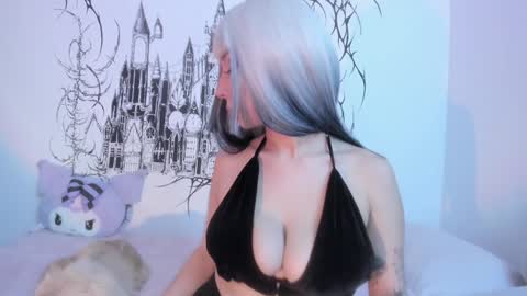 Snapshot of annie_gr chatting on December 14, 2024, 6:13 am annie online show from December 14, 2024, 6:13 am