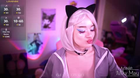 Snapshot of annie_may_may chatting on January 6, 2025, 7:52 am Annie May online show from January 6, 2025, 7:52 am