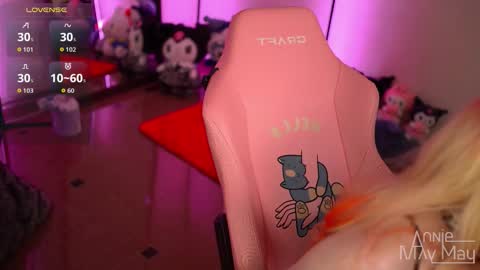 Snapshot of annie_may_may chatting on October 6, 2025, 12:24 pm Annie May online show from October 6, 2025, 12:24 pm