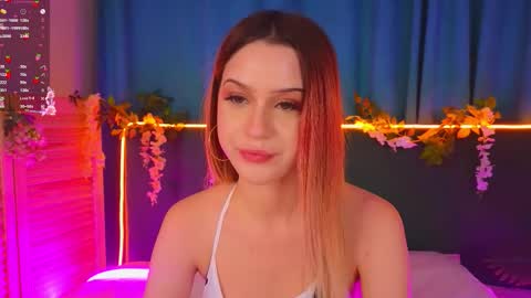 Snapshot of annie_swanson chatting on November 28, 2025, 9:06 pm annie online show from November 28, 2025, 9:06 pm