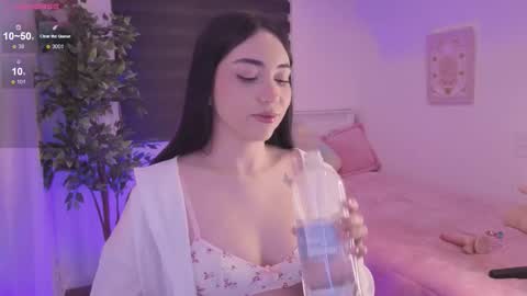 Cassandra online show from November 8, 2025, 6:02 am