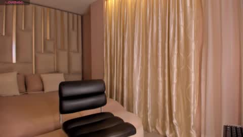 Snapshot of anniemonroe1 chatting on October 31, 2025, 11:55 am Annie Monroe online show from October 31, 2025, 11:55 am