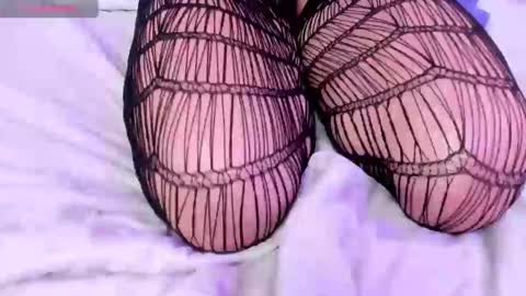 Annie online show from February 17, 2025, 4:04 pm