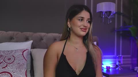 AnnieStyles online show from October 29, 2025, 5:31 am