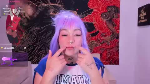 Snapshot of annika_03 chatting on December 2, 2025, 1:00 am Gise. online show from December 2, 2025, 1:00 am