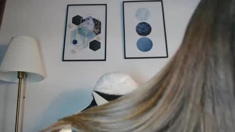 Snapshot of annika_rivers chatting on October 26, 2025, 8:37 pm Annika Rivers online show from October 26, 2025, 8:37 pm