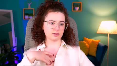 Snapshot of annterry chatting on February 21, 2025, 1:44 pm Ann Terry 3 online show from February 21, 2025, 1:44 pm