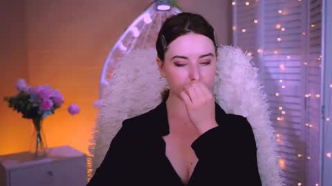 Snapshot of annterry chatting on October 3, 2025, 11:40 am Ann Terry 3 online show from October 3, 2025, 11:40 am