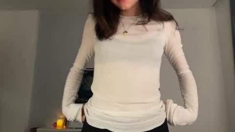 N  antics online show from November 22, 2025, 4:11 am