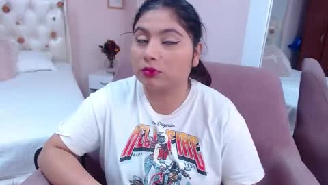 Snapshot of anny_louis chatting on December 7, 2024, 1:36 am ANNY LOUIS online show from December 7, 2024, 1:36 am