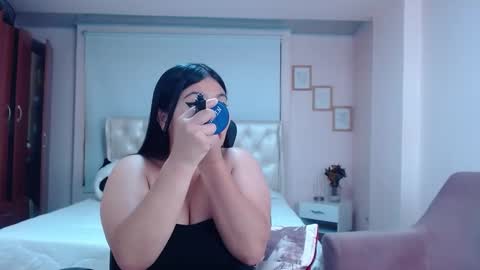 Snapshot of anny_louis chatting on February 9, 2025, 1:33 am ANNY LOUIS online show from February 9, 2025, 1:33 am
