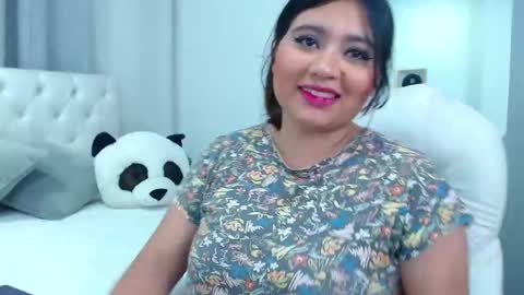 Snapshot of anny_louis chatting on February 15, 2025, 2:04 am ANNY LOUIS online show from February 15, 2025, 2:04 am