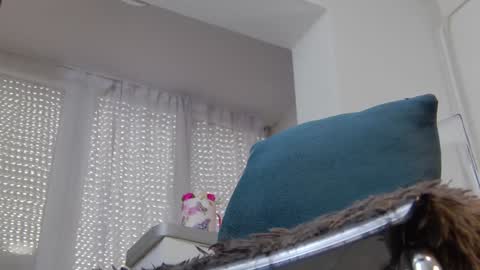 Anna online show from February 3, 2025, 7:40 am