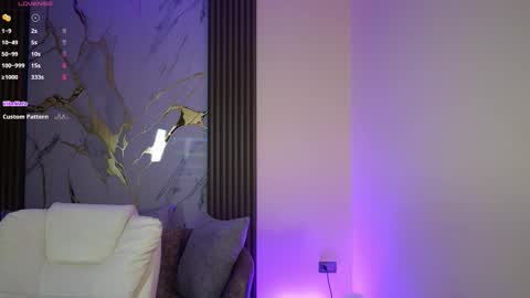 Ana online show from October 31, 2025, 11:55 am