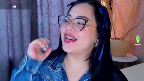 A N N Y E  online show from November 25, 2025, 1:00 pm