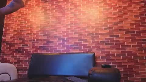 annyeli_bigtits online show from December 17, 2025, 4:46 pm