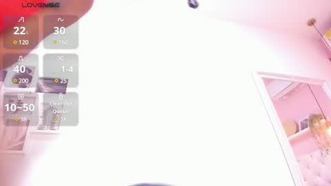 Snapshot of annyfiore chatting on December 8, 2024, 4:04 am Anny online show from December 8, 2024, 4:04 am