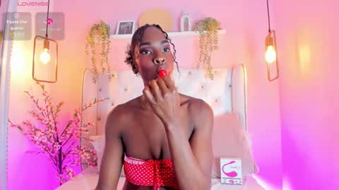Snapshot of annyfiore chatting on December 28, 2024, 4:30 am Anny online show from December 28, 2024, 4:30 am