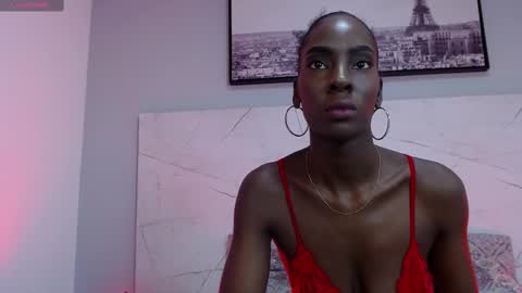 Snapshot of annyfiore chatting on November 2, 2025, 2:25 am Anny online show from November 2, 2025, 2:25 am