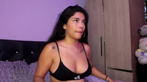 anny online show from September 16, 2025, 2:23 am