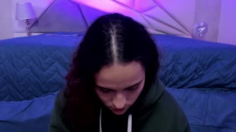 AnnyT online show from January 8, 2025, 12:17 am