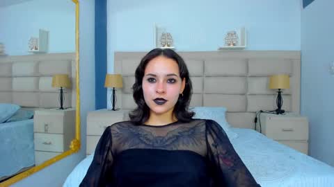 AnnyT online show from September 12, 2025, 9:37 pm