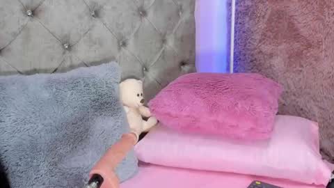 Annyy Ricee28 online show from December 2, 2024, 12:51 pm