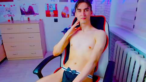 Snapshot of anthony_broown chatting on December 8, 2024, 9:19 pm anthony_broown online show from December 8, 2024, 9:19 pm