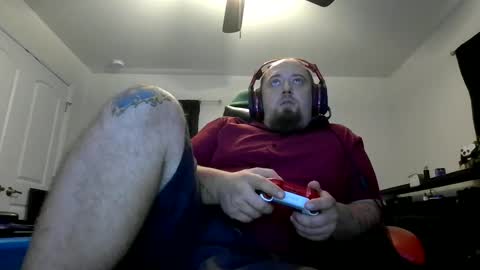 anthonygiacomazzo1 online show from September 17, 2025, 9:38 pm