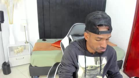       online show from November 12, 2025, 11:58 pm