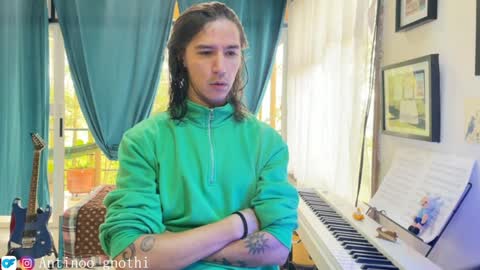 Antinoo Gnothi online show from December 5, 2024, 1:17 pm