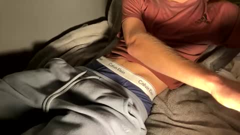 Snapshot of antoinelebac001 chatting on October 22, 2025, 12:05 pm antoinelebac001 online show from October 22, 2025, 12:05 pm